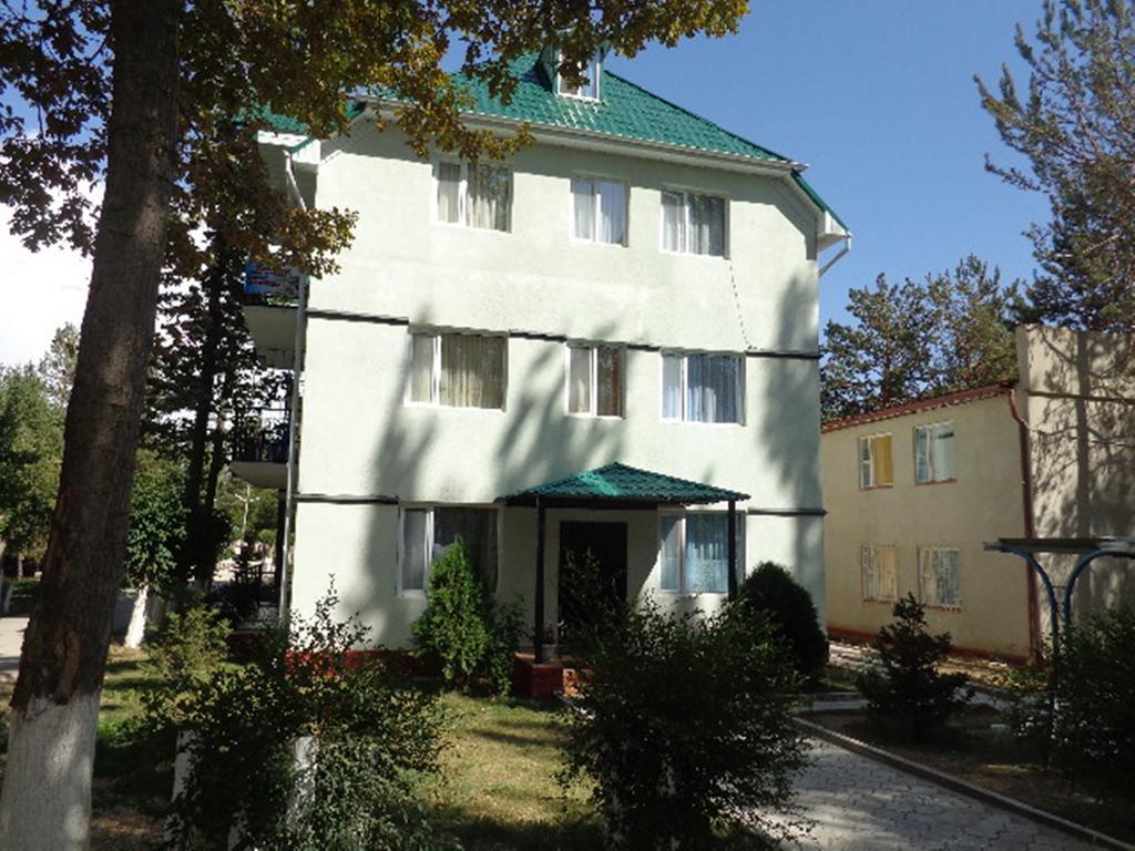 Guest House At Do Altyn - Kum Chon-Sary-Oy Ngoại thất bức ảnh
